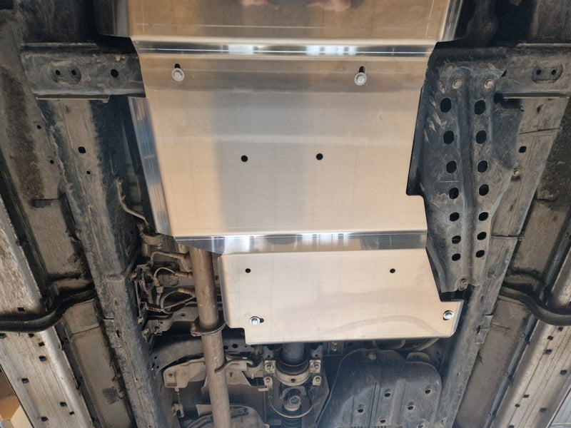 Încărcați imaginea în vizualizatorul Galerie, Scut metalic pentru reductor din aluminiu Toyota Hilux Invincible (6mm)

