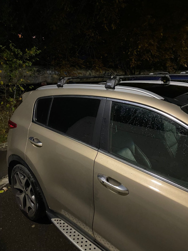 Load image into Gallery viewer, Roof rack cross bars Turtle Air-v2, black color, dedicated for KIA SPORTAGE (QL) SUV 16-
